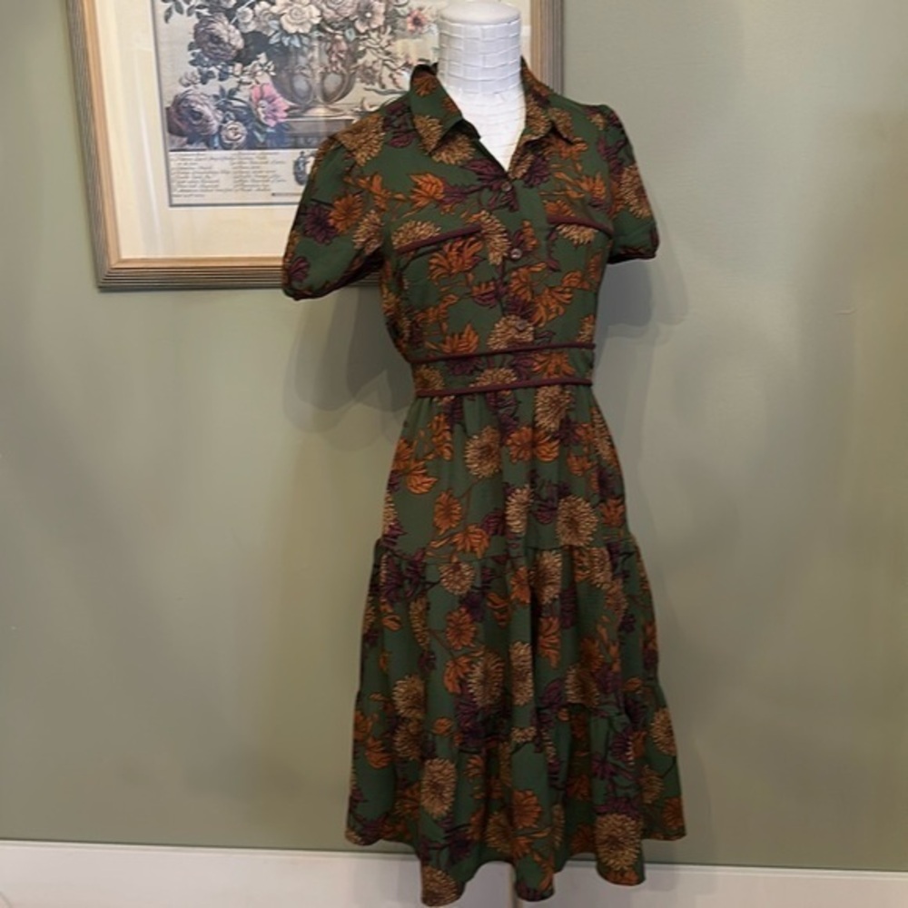 Monteau autumn green flowered dress